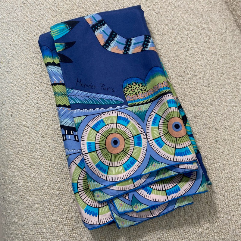 Pre-owned Hermès The Savana Dance wash scarf 140 Silk Scarf