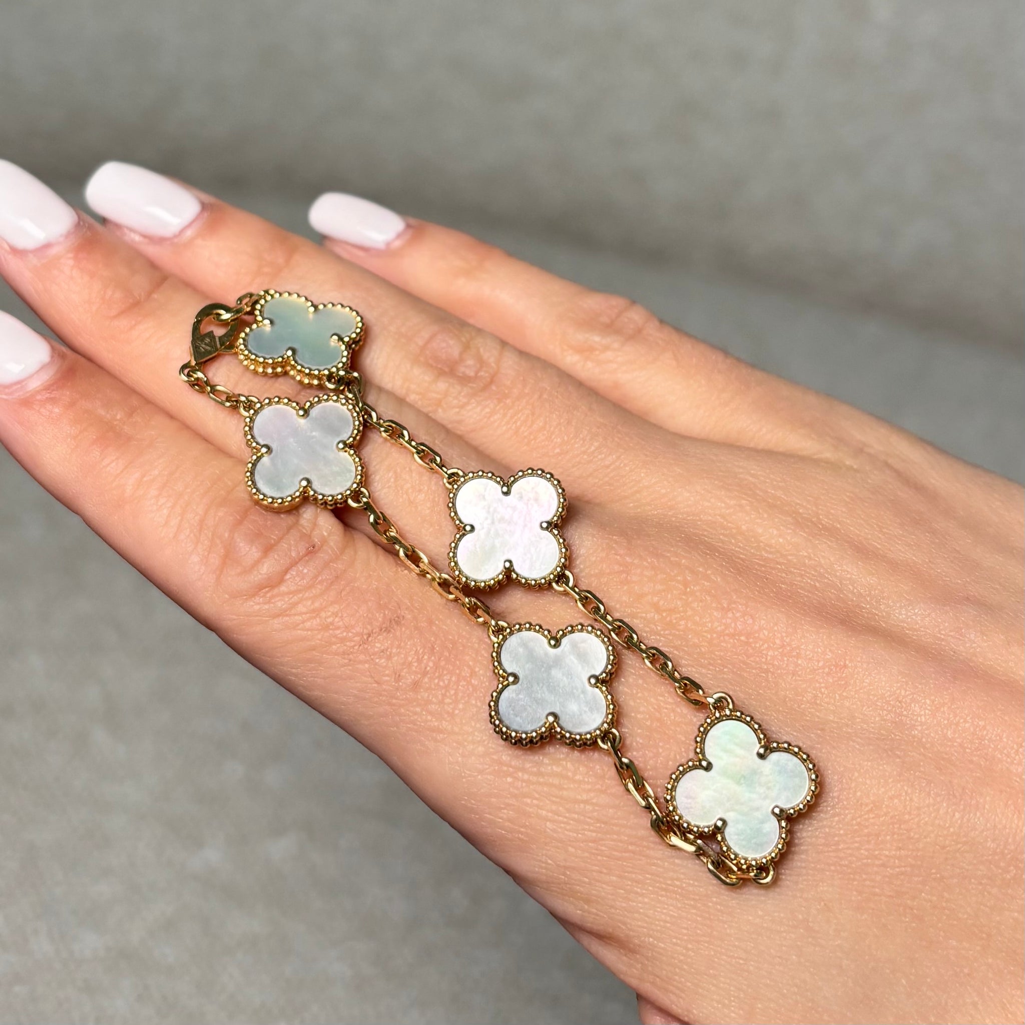 Pre-owned Van Cleef & Arpels 5 Motif Alhambra Bracelet Mother Of