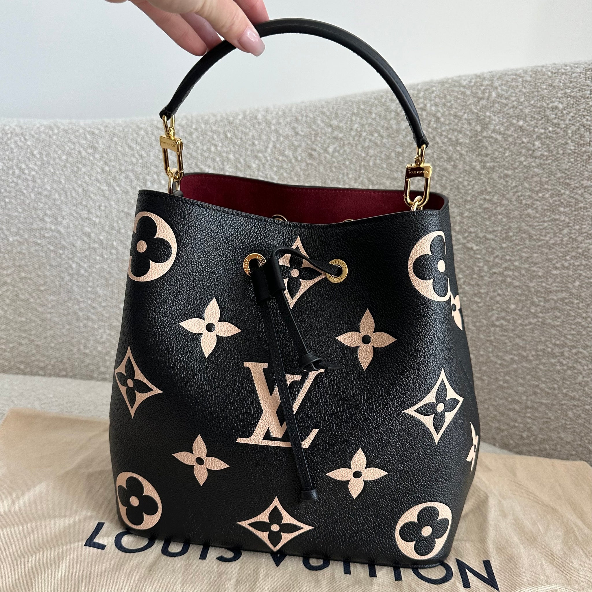 Pre-owned Louis Vuitton Bicolor Monogram Empreinte Leather Neo Noe