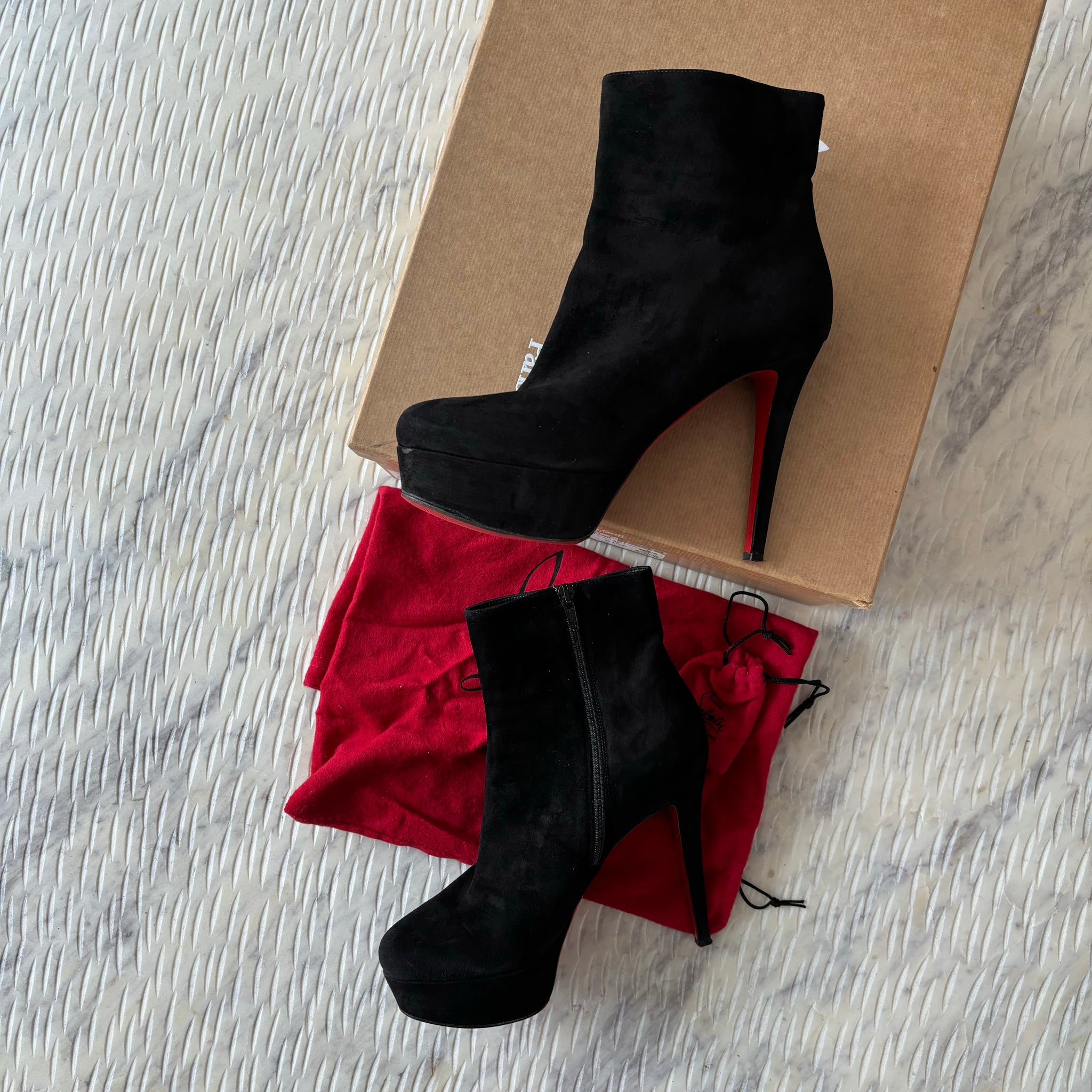 Sac best sale louboutin 2018