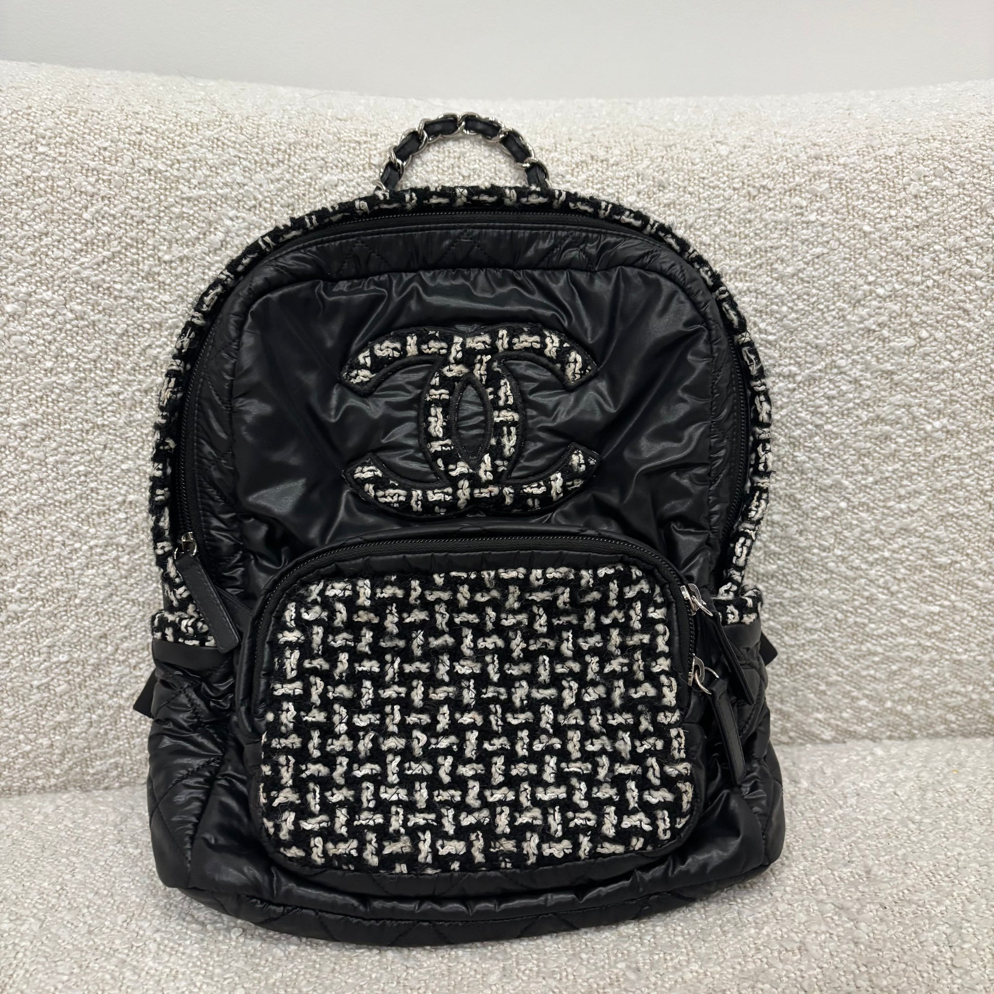 コレクション NOT FOR SALE NOVELTY CHANEL BACKPACK 7B06275F-459F-4C81-8249-