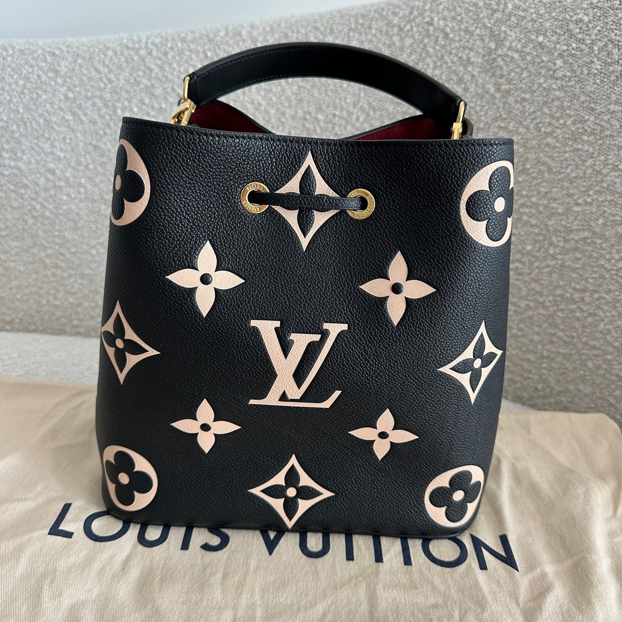 Pre-owned Louis Vuitton Bicolor Monogram Empreinte Leather Neo Noe