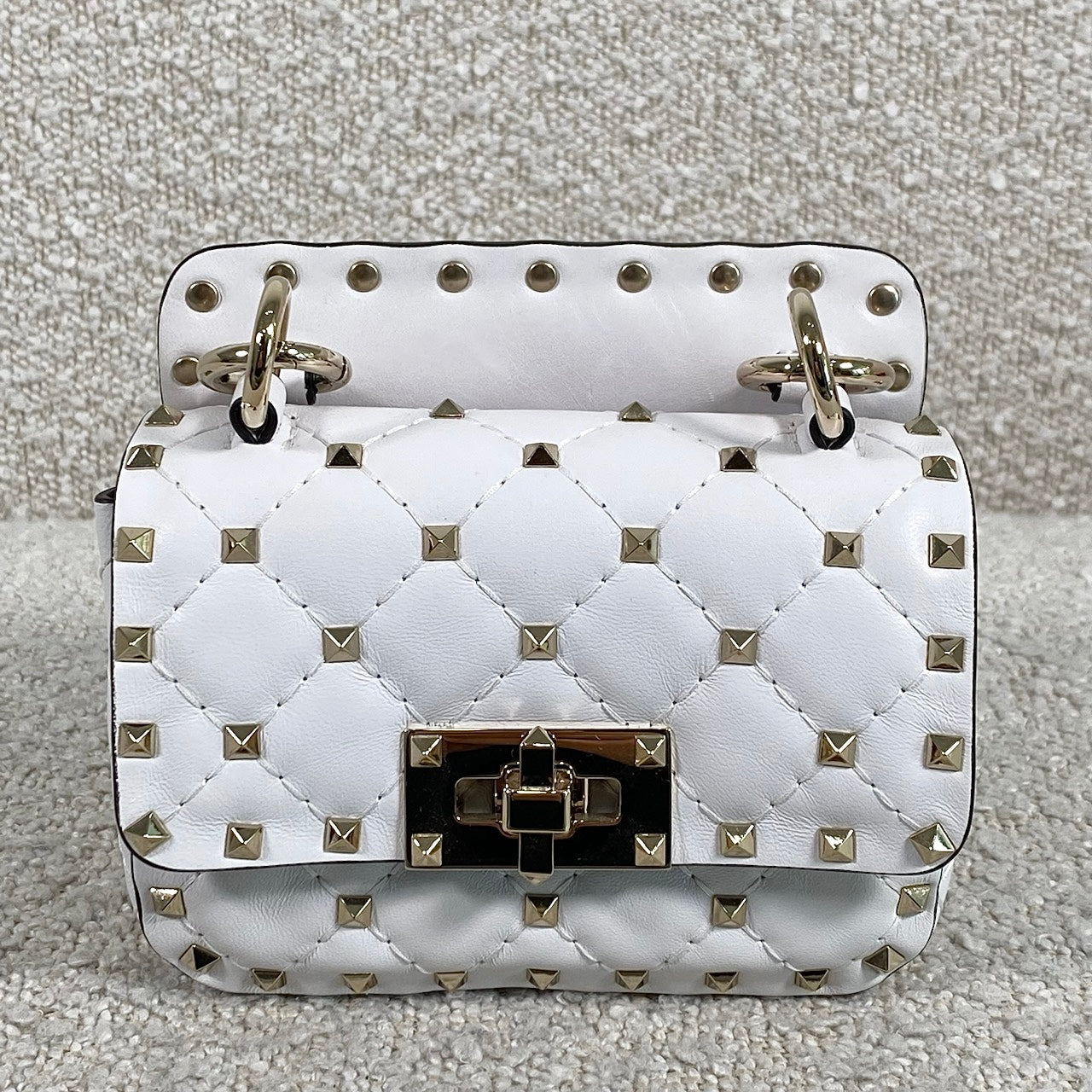 Pre-owned VALENTINO GARAVANI Rockstud Spike Leather Chain Bag