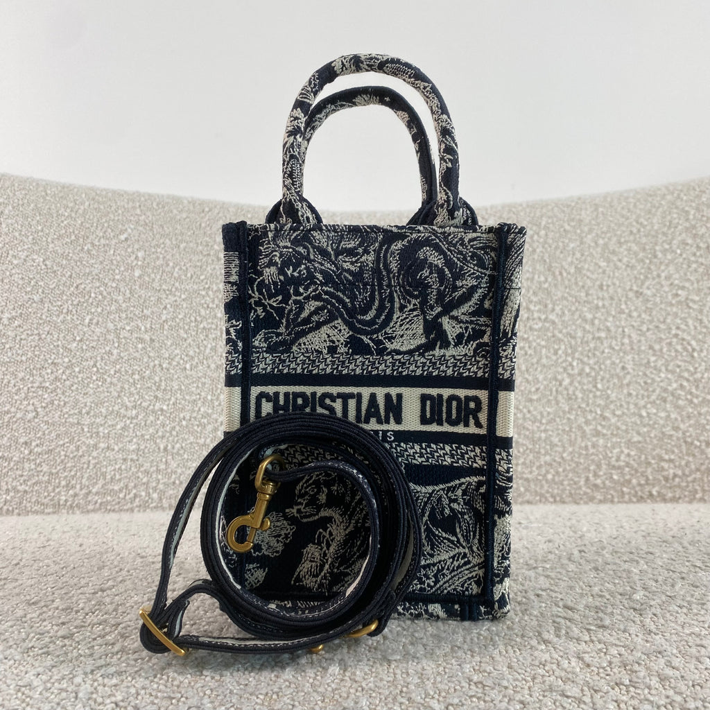 PRE-OWNED CHRISTIAN DIOR NAVY/CREAM 'TOILE DE JOUY' REVERSE