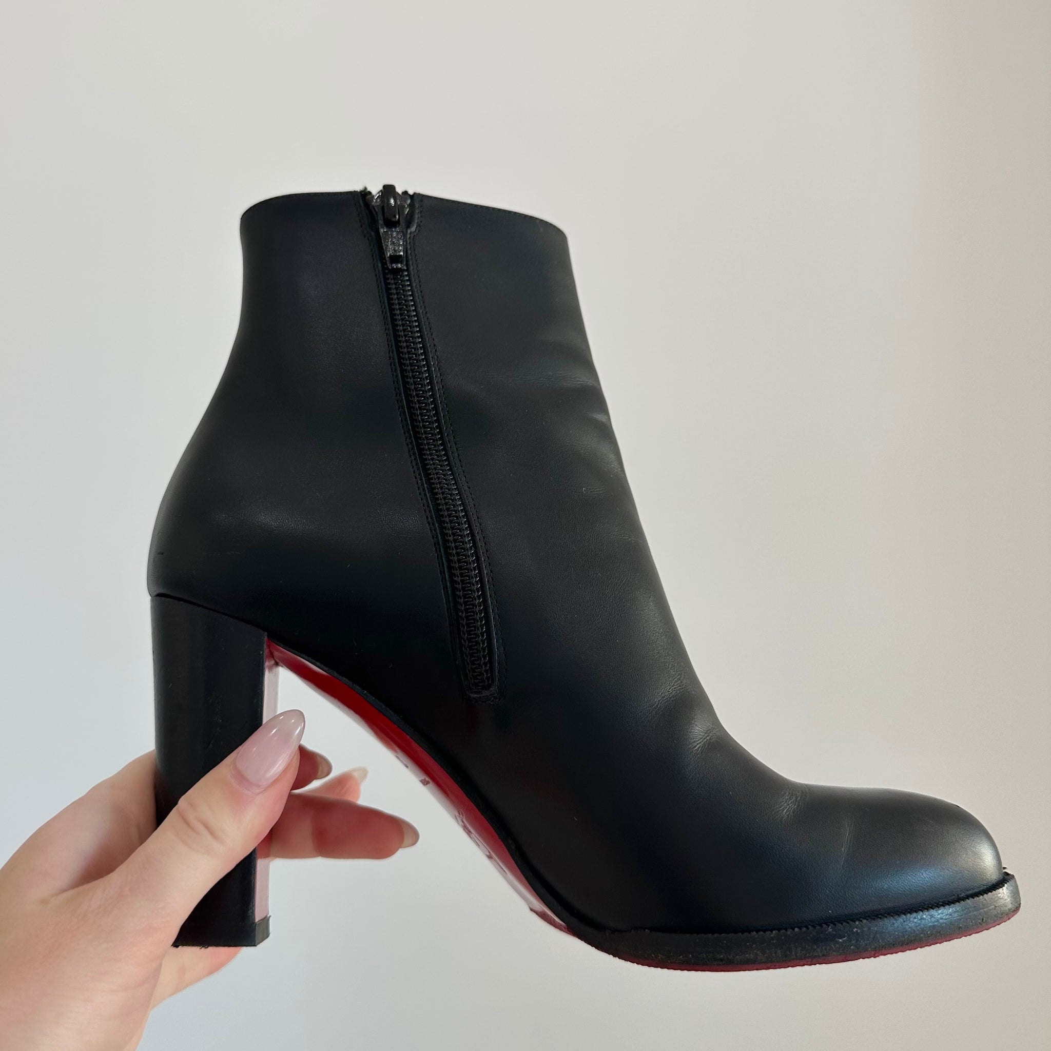 Louboutin adox boots best sale