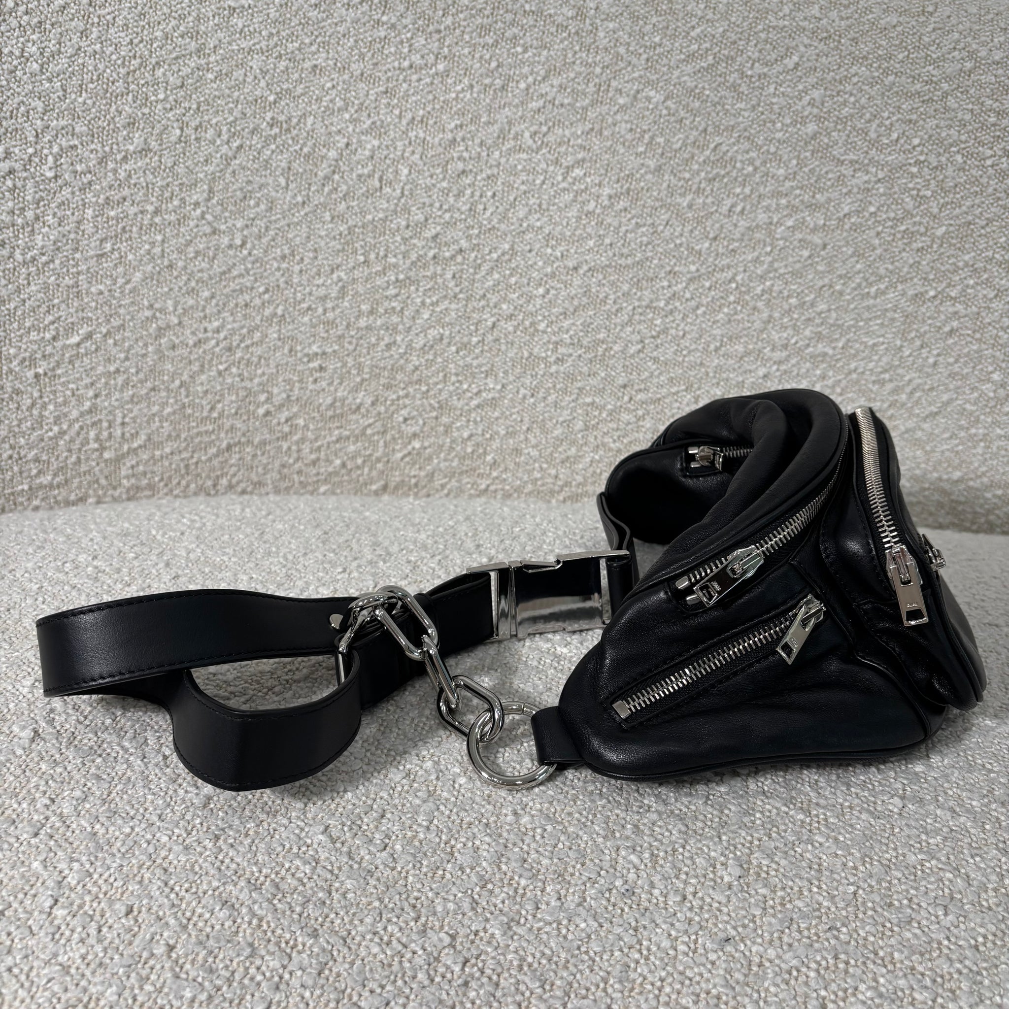 Pre-owned Alexander Wang attica fanny pack in nappa leather