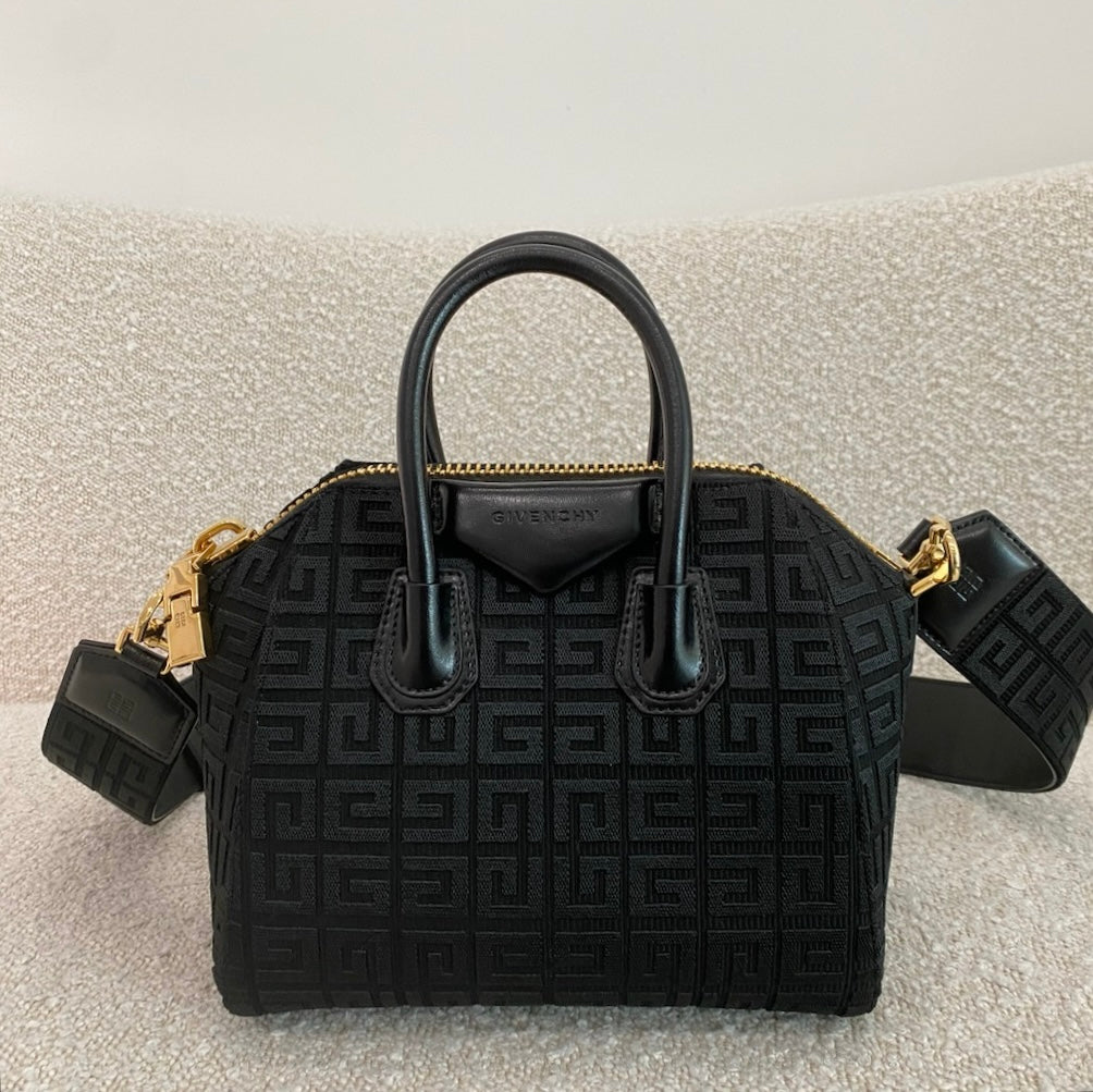 givenchy black mini 4g backpack Pre-owned Givenchy Mini Antigona bag in 4G embroidered canvas black –  Beccas Bags