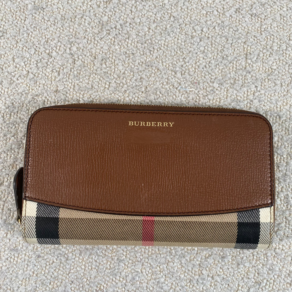 Burberry – Beccas Bags