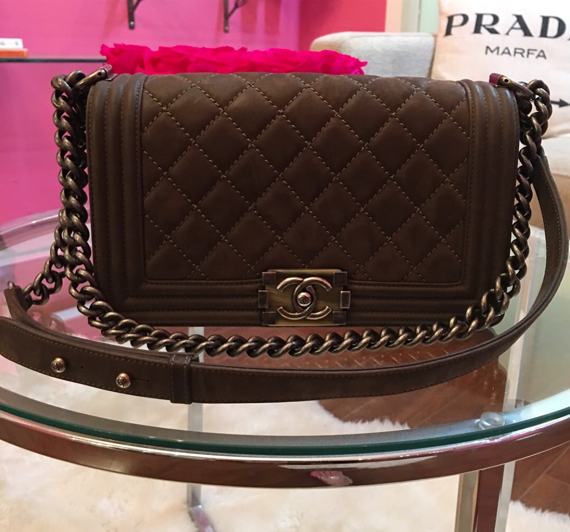 How to Wear a Chanel Boy Bag Review + Small Black Caviar Boy