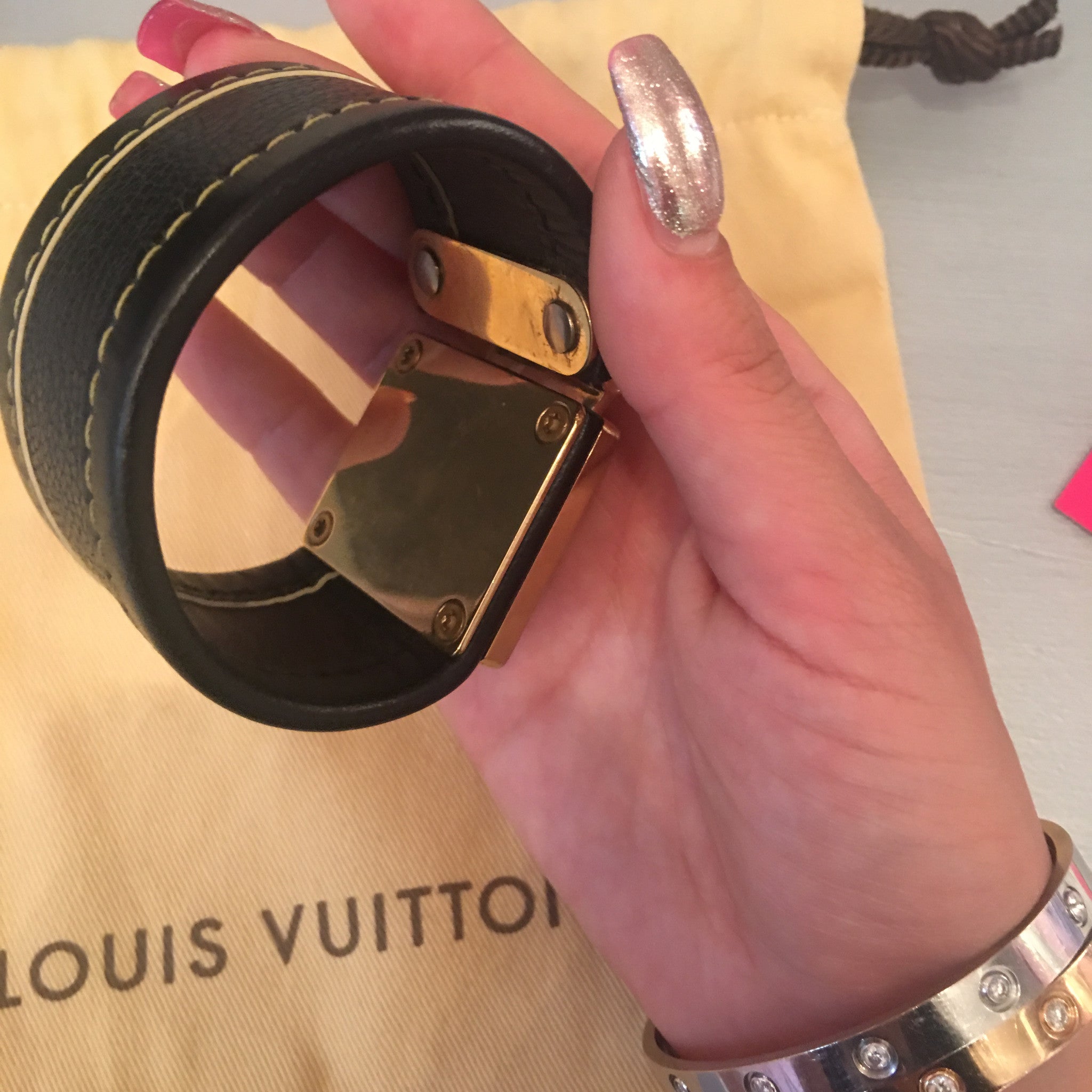 LOUIS VUITTON Suhali S Lock Bracelet Black 52318