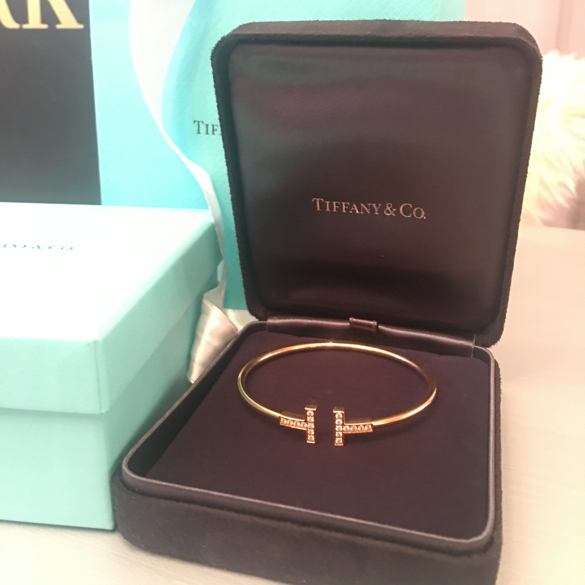 Tiffany and co sale t wire bracelet