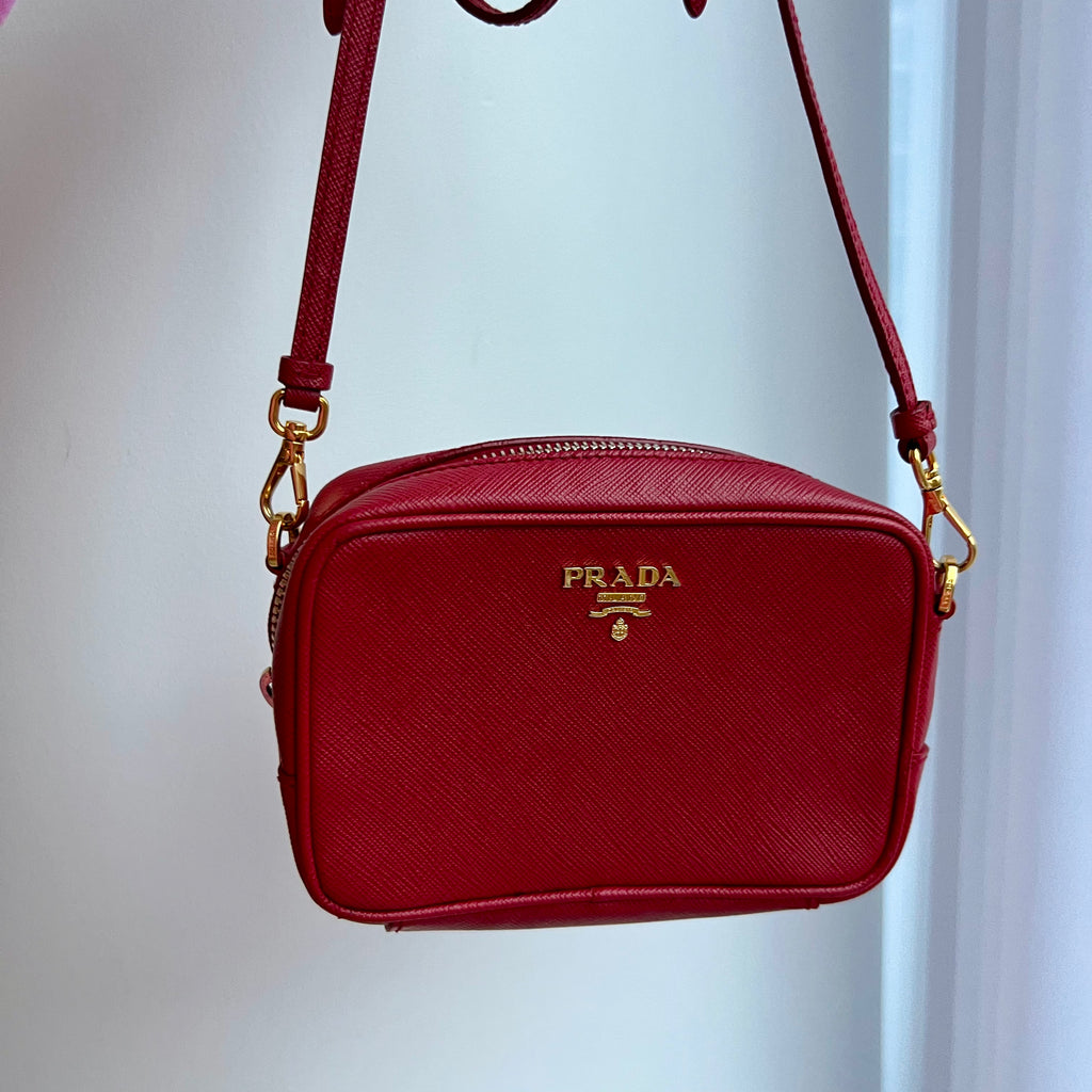 Prada saffiano 2025 camera crossbody bag