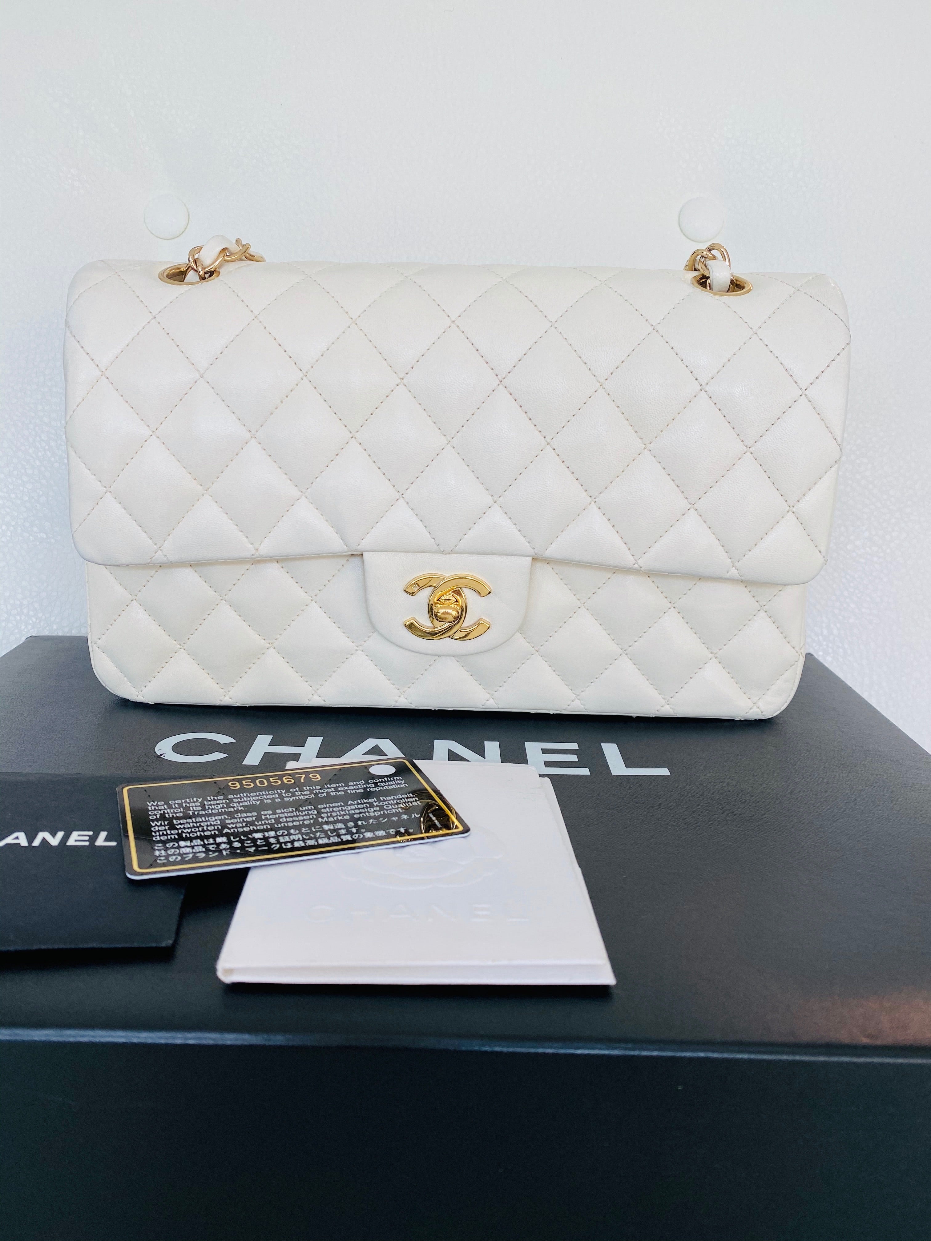 Classic Chanel Preloved Double Flap Medium Bag