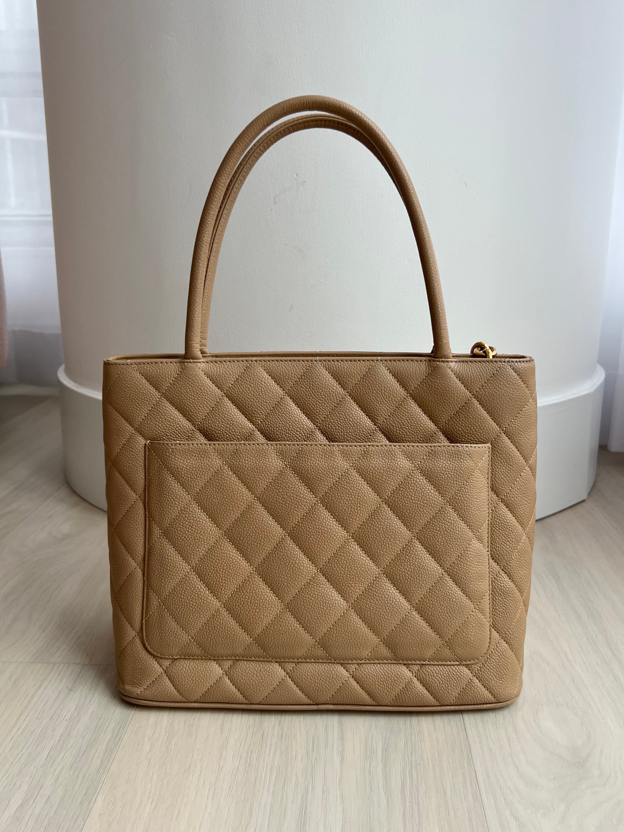 Chanel medallion tote – Beccas Bags