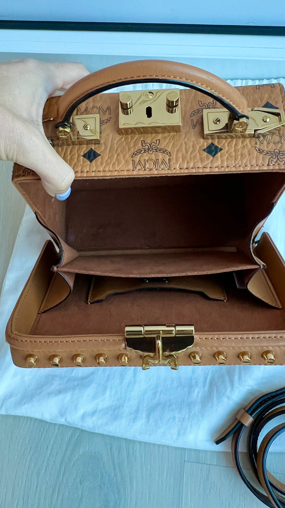 Mcm sales box bag