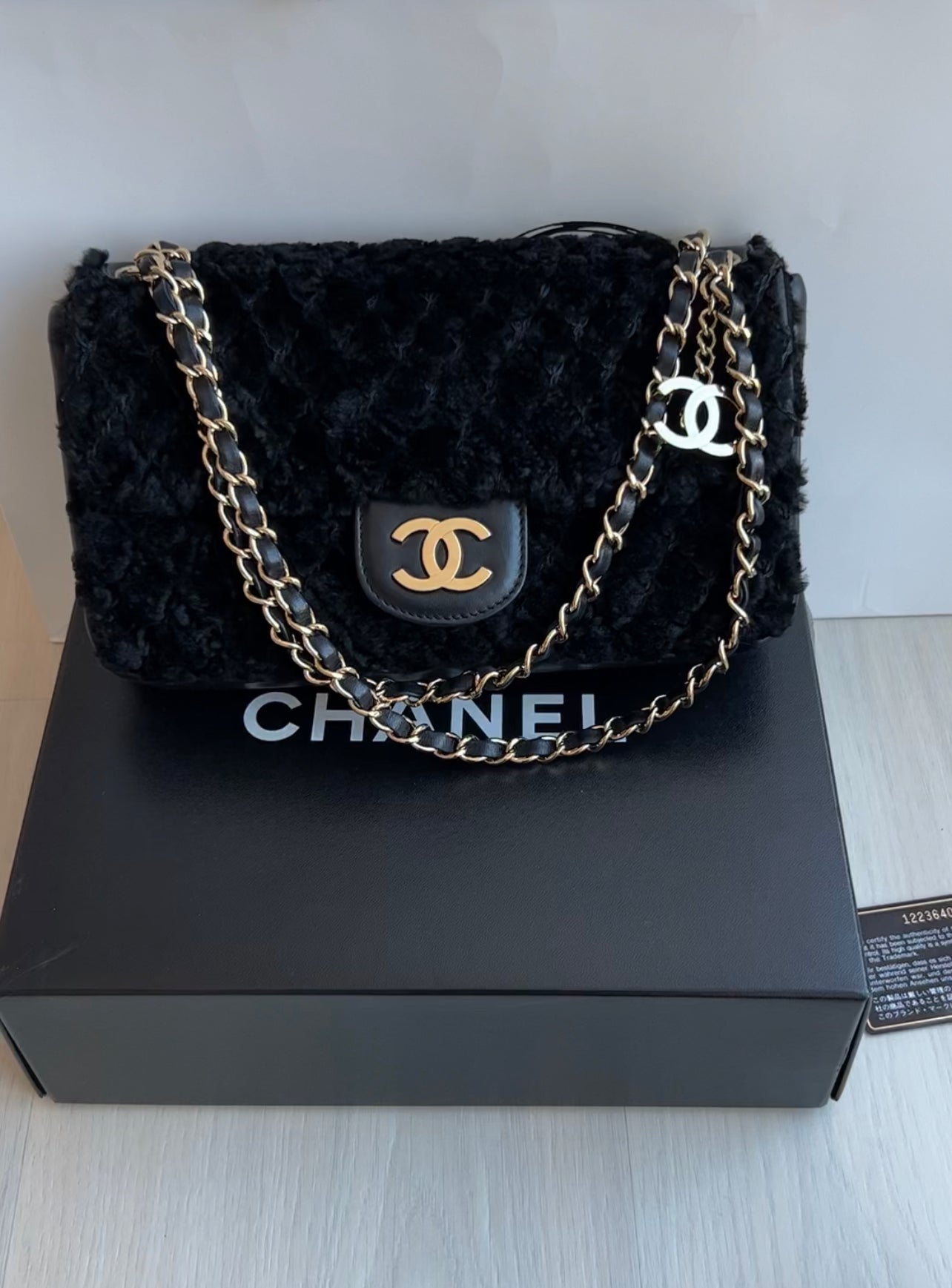Chanel Cc Chain 221607 Tote Black Rabbit Fur Satchel For Sale at 1stDibs