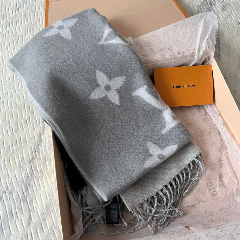 Louis Vuitton Reversible Gradient Cashmere Scarf – Beccas Bags