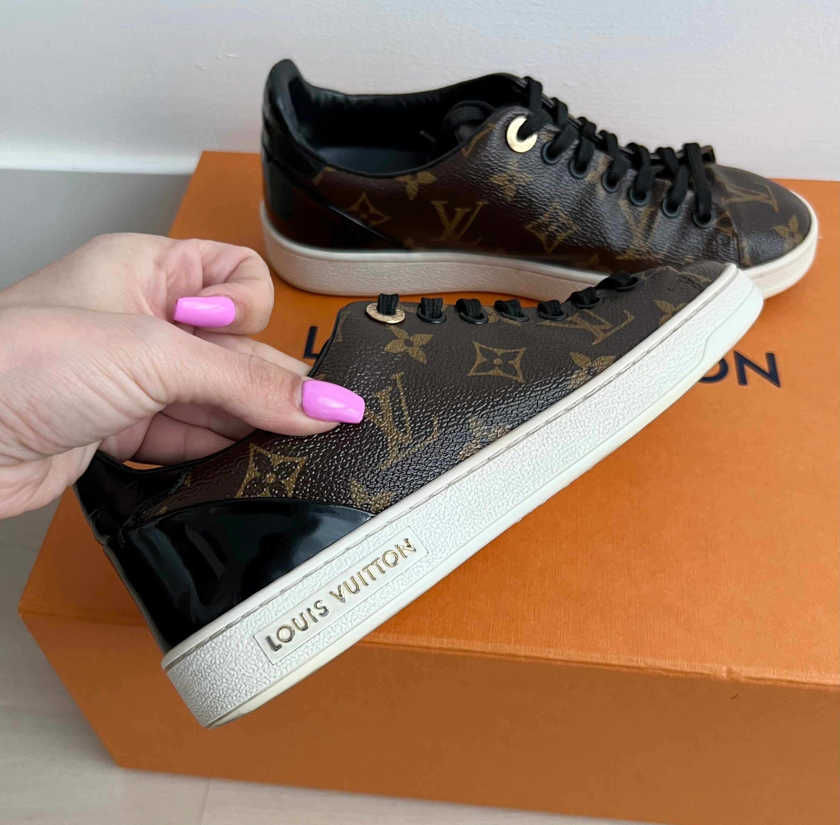 Louis Vuitton Front Row Sneakers – Beccas Bags
