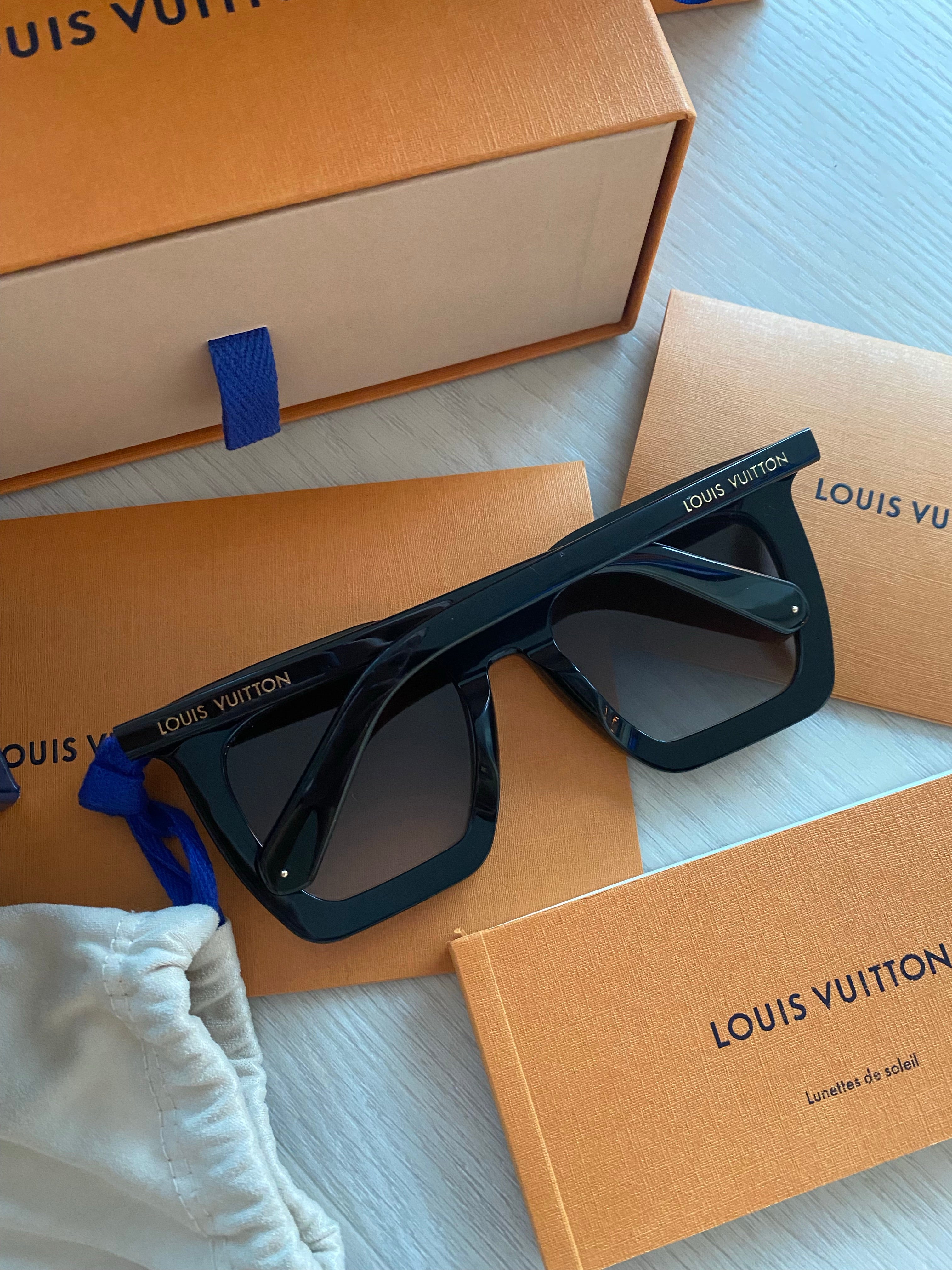 Louis Vuitton La Grande Bellezza Black Sunglasses - Luxury Helsinki
