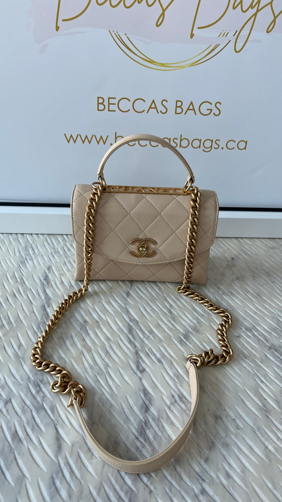 Chanel Mini Pearl Handle Flap Bag in Pink Tweed – Beccas Bags