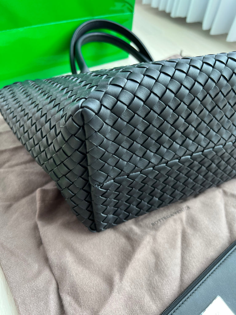 Bottega Veneta Intrecciato Tote Bag Beccas Bags