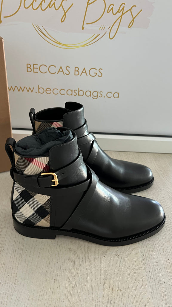 Burberry house check leather bootie 2025