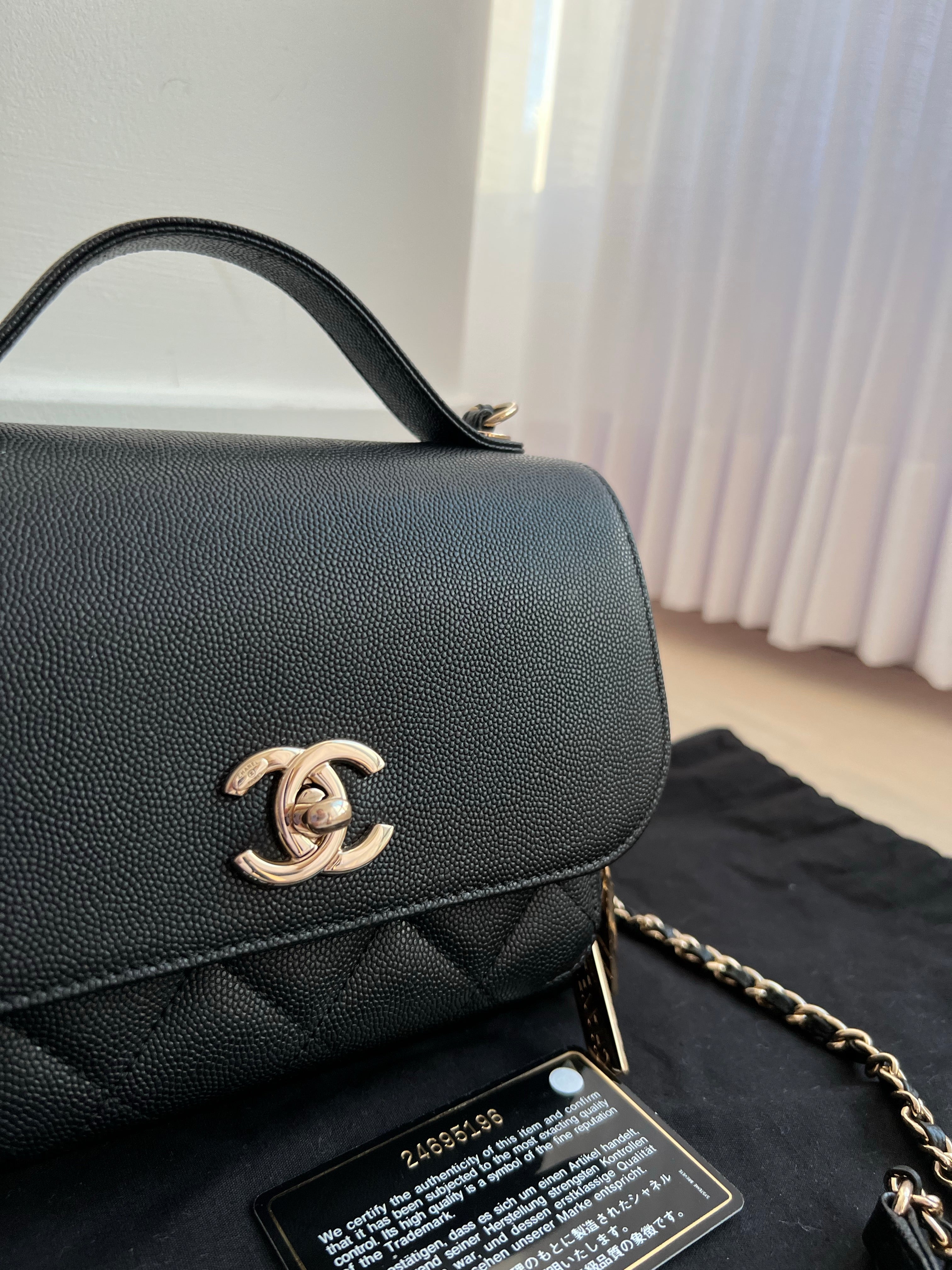 Chanel business affinity bag Beige Leather ref561873  Joli Closet