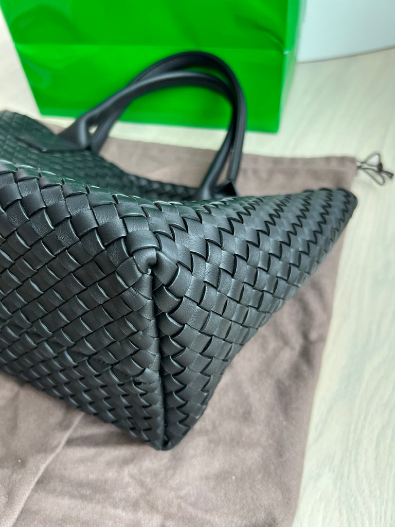Bottega veneta sales intrecciato leather tote