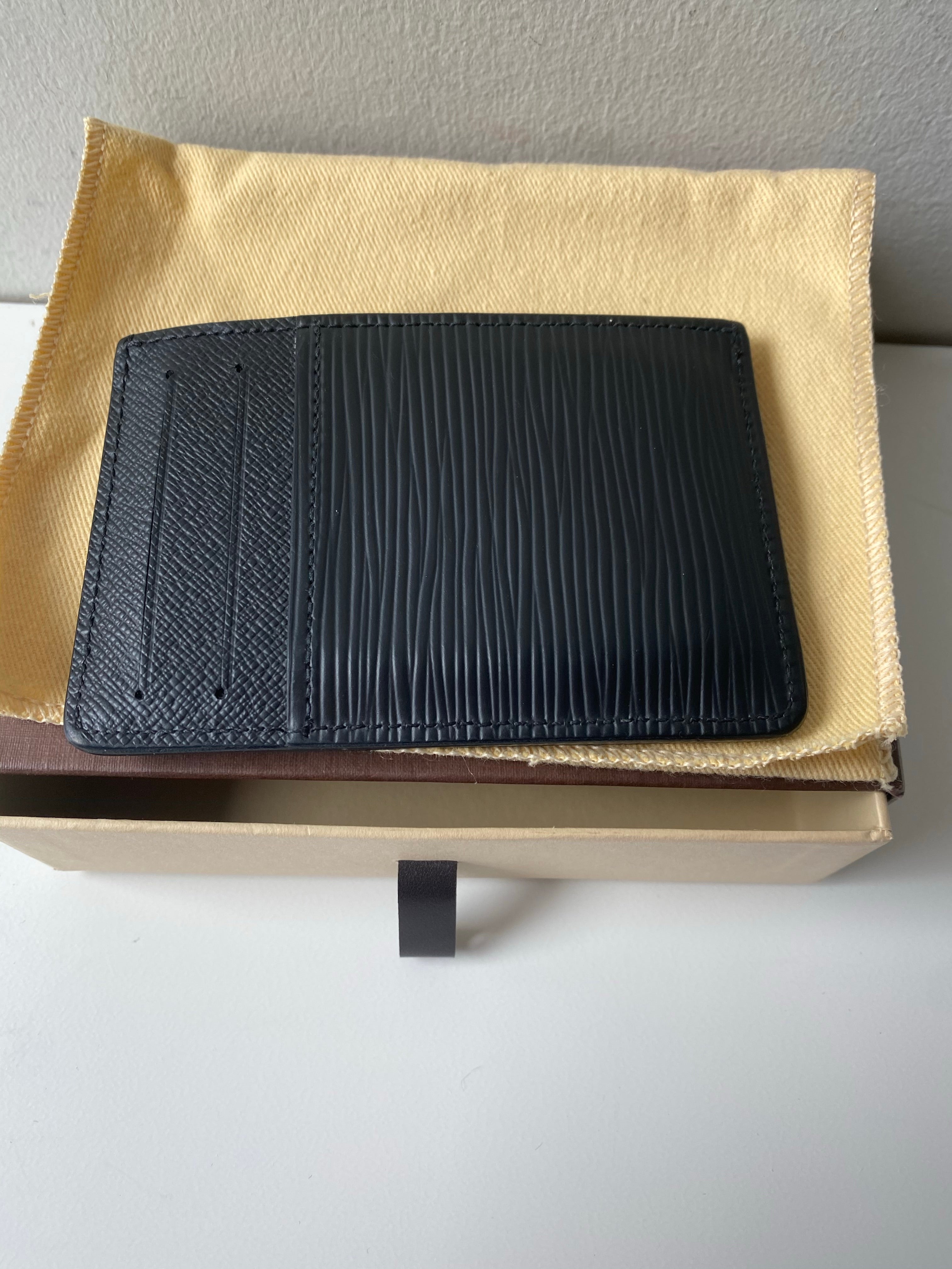 Louis Vuitton Neo card holder – Beccas Bags