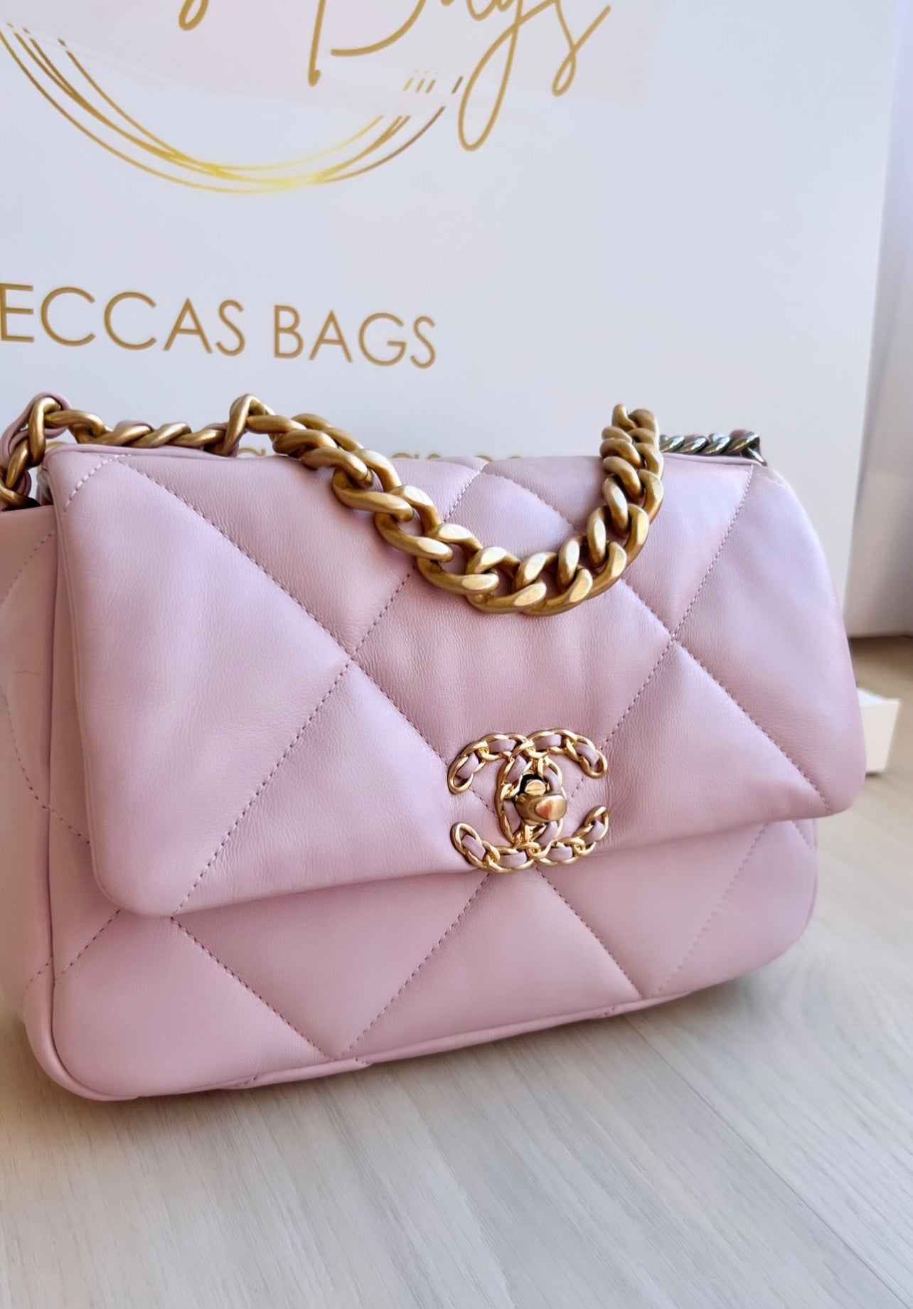 Chanel 19 Bag – Beccas Bags